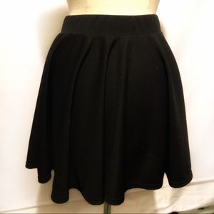 Black skater skirt